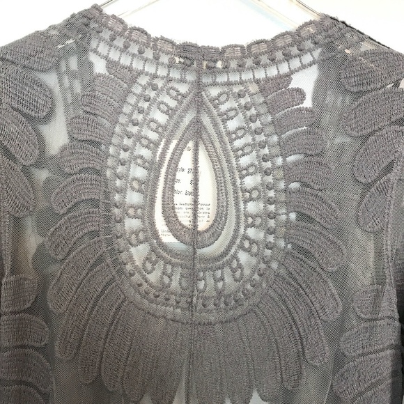 NWT Rebellion Lacy Crochet Kimono Slate Size S - Picture 6 of 8